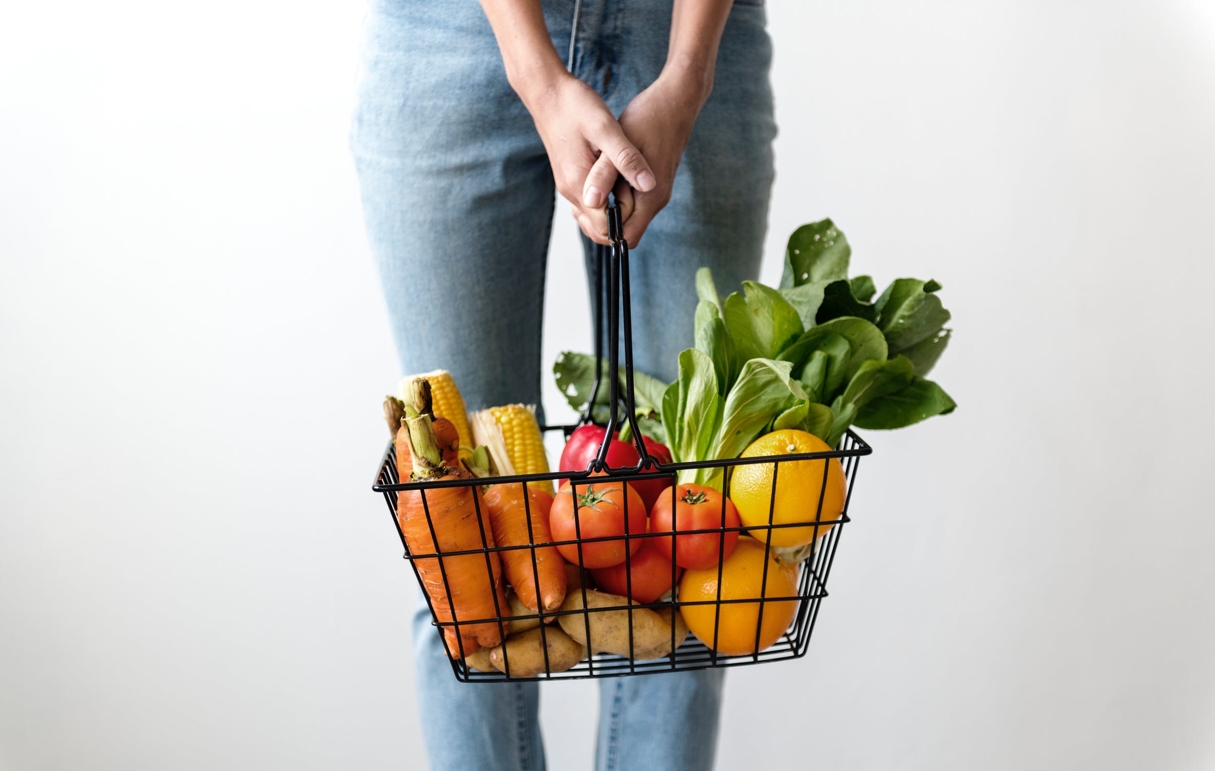 image of healthy eating what causes food cravings